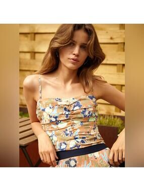 Aritzia Wilfred Fatale Strapless Camisole